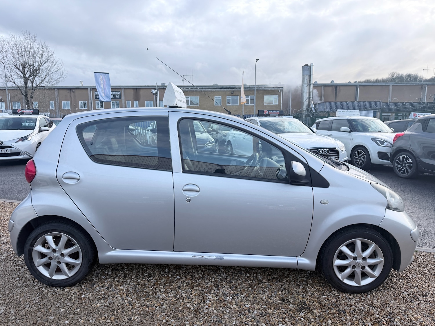 Used Toyota AYGO 2009 for sale - 77461262: Photo 11