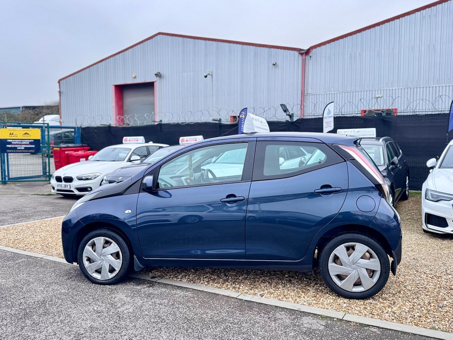 Used Toyota AYGO 2015 for sale - 77167855: Photo 15