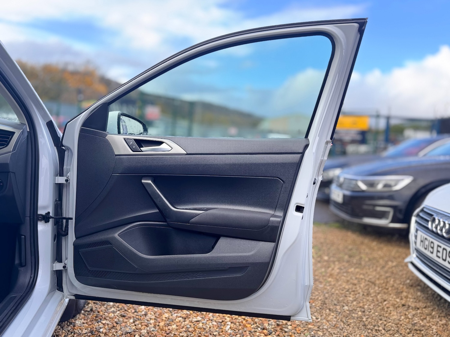 Used Volkswagen Polo 2019 for sale - 77502601: Photo 28