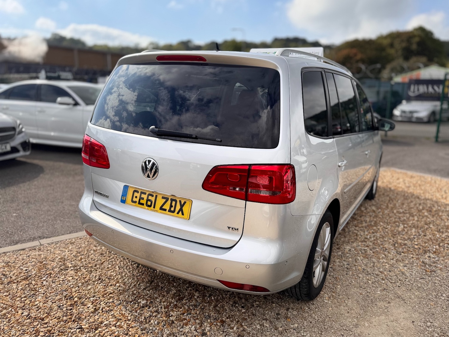 Used Volkswagen Touran 2011 for sale - 76161180: Photo 16