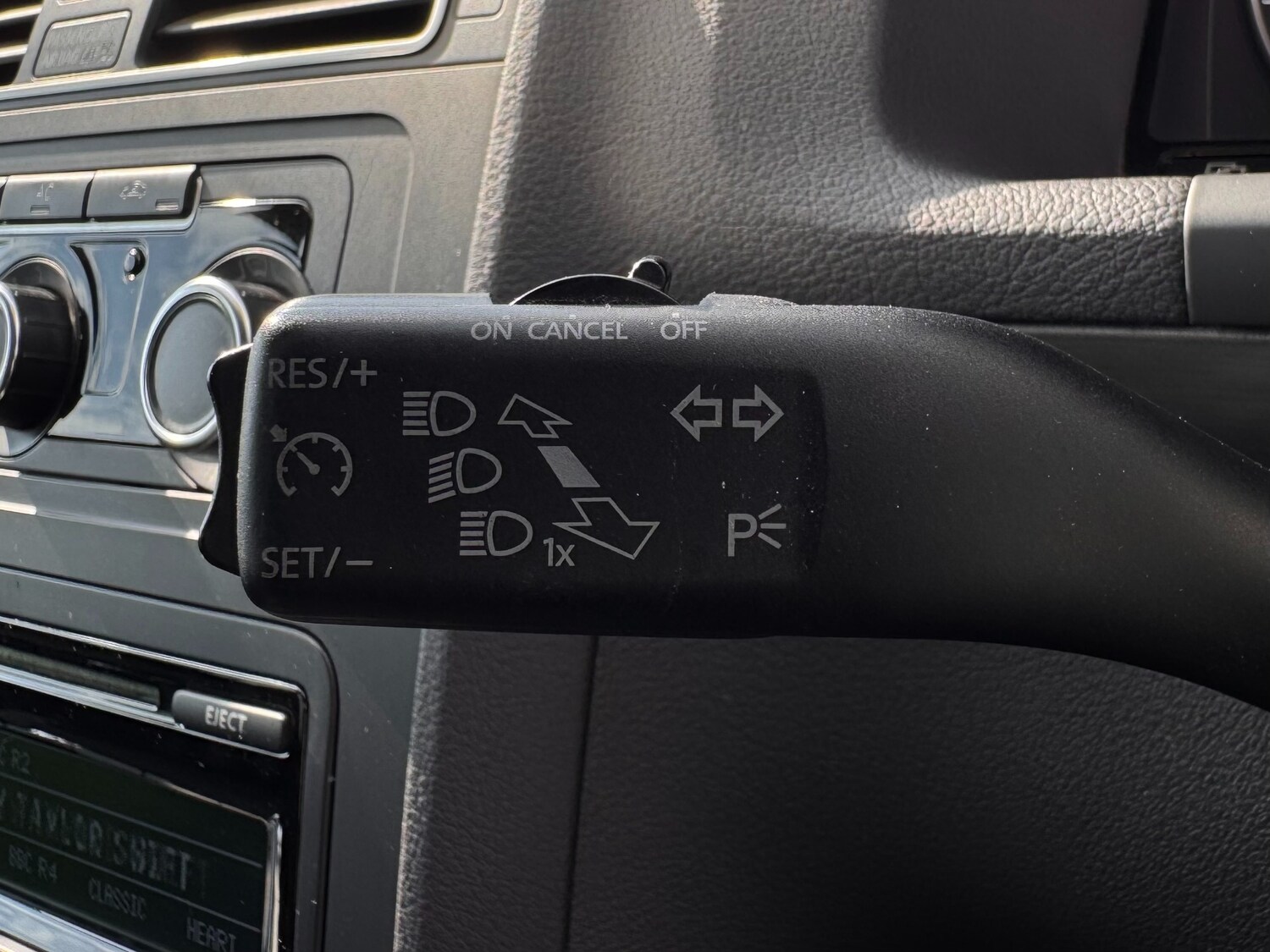Used Volkswagen Touran 2011 for sale - 76161180: Photo 33