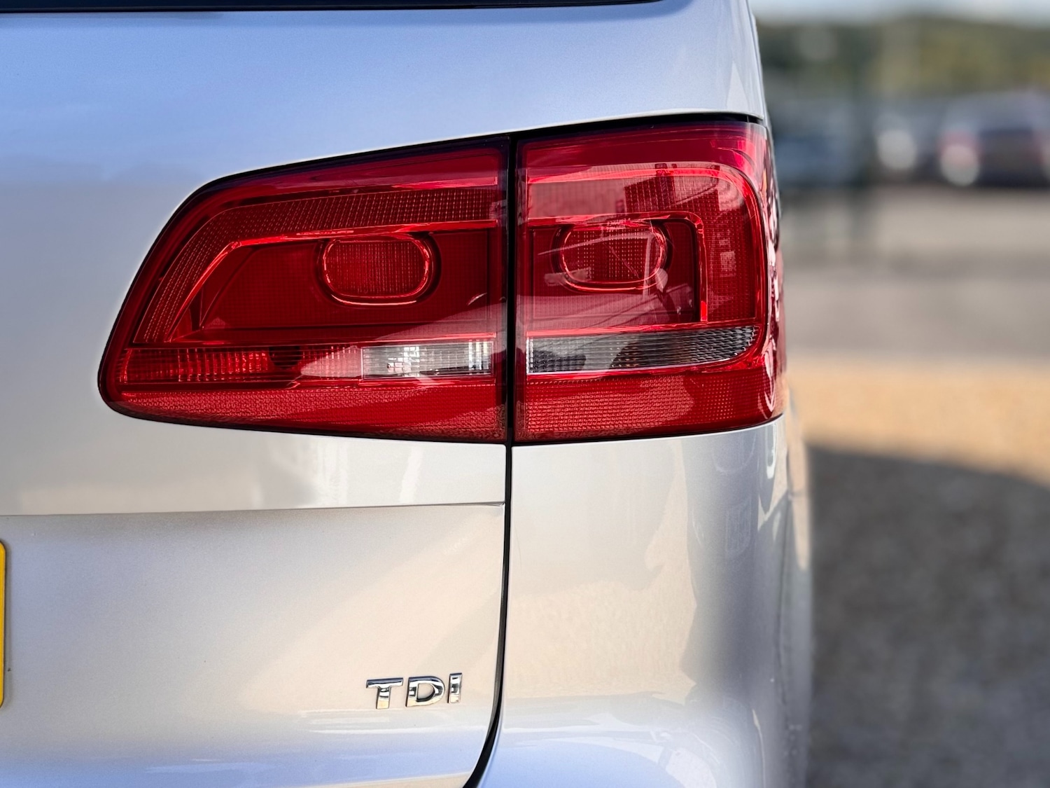 Used Volkswagen Touran 2011 for sale - 76161180: Photo 50