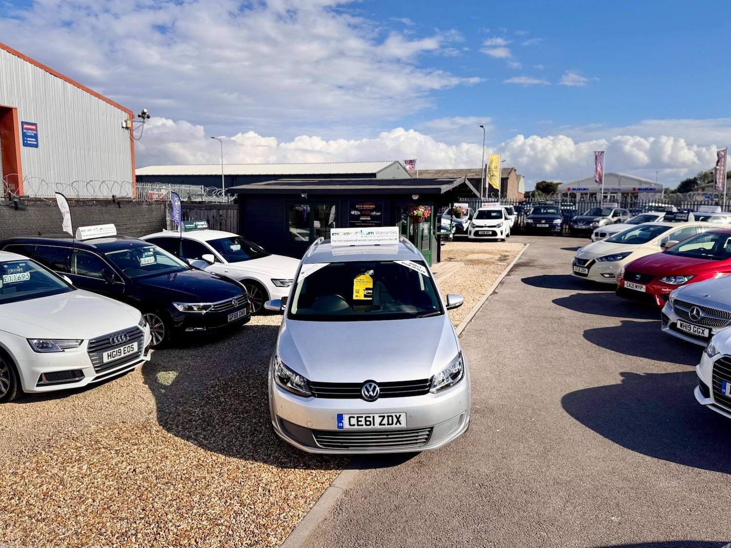 Used Volkswagen Touran 2011 for sale - 76161180: Photo 55
