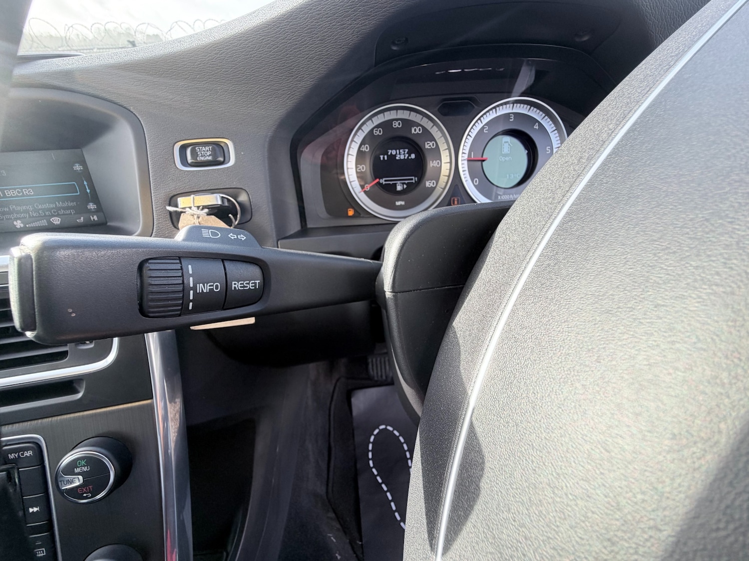 Used Volvo V60 2012 for sale - 77803226: Photo 31