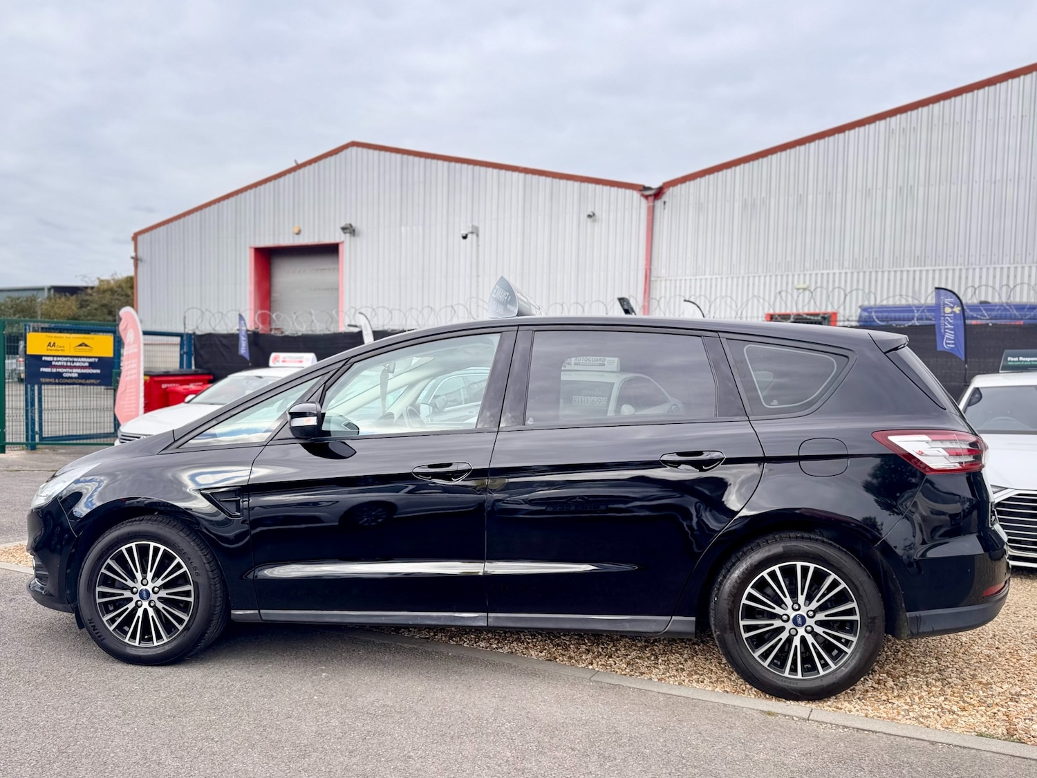 Used Ford S-Max 2016 for sale - 76193444: Photo 17