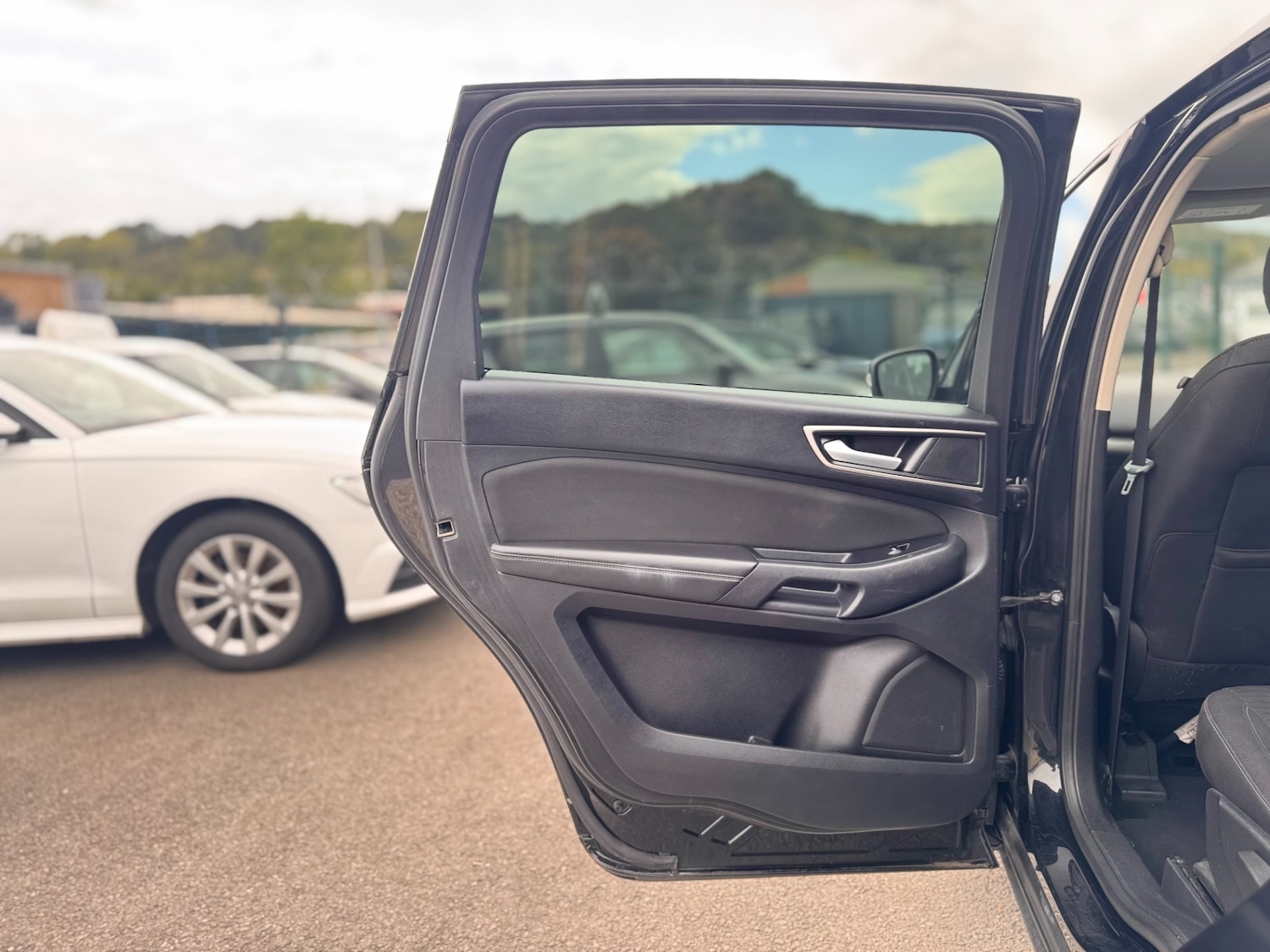 Used Ford S-Max 2016 for sale - 76193444: Photo 42