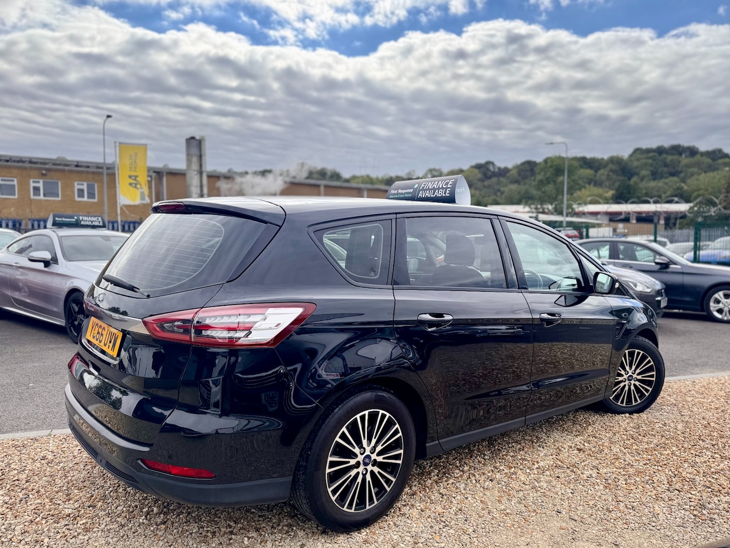Used Ford S-Max 2016 for sale - 76193444: Photo 5