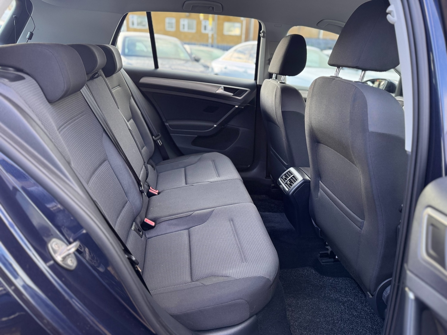 Used Volkswagen Golf 2015 for sale - 76859807: Photo 12