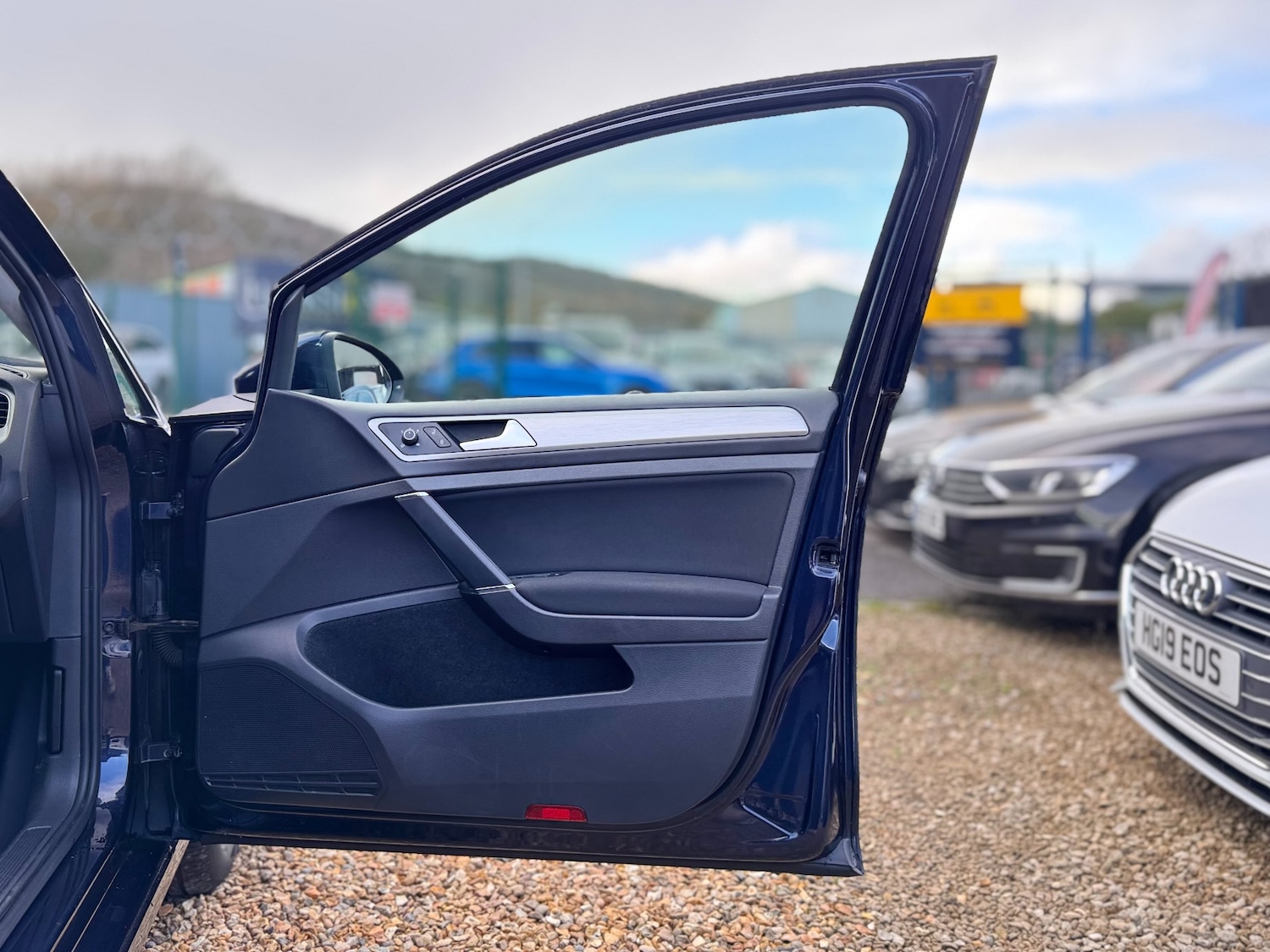 Used Volkswagen Golf 2015 for sale - 76859807: Photo 25