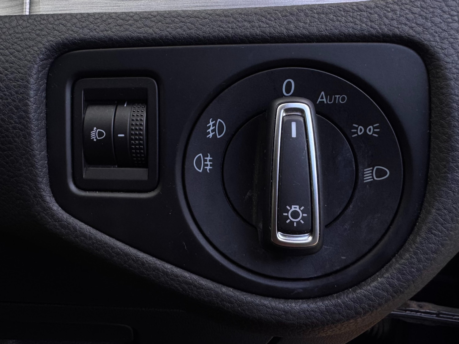 Used Volkswagen Golf 2015 for sale - 76859807: Photo 27