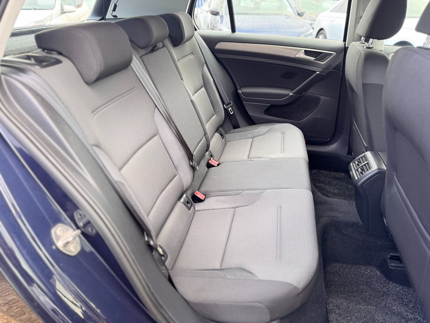 Used Volkswagen Golf 2015 for sale - 76859807: Photo 39