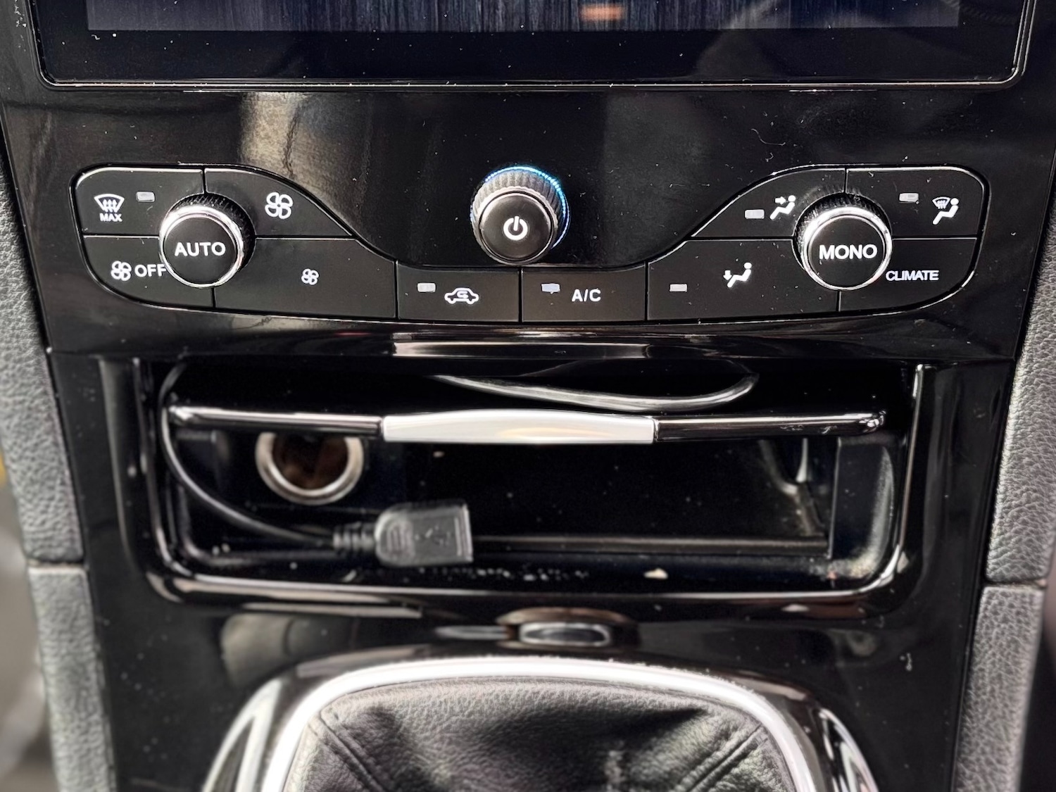 Used Ford Galaxy 2014 for sale - 76384289: Photo 35