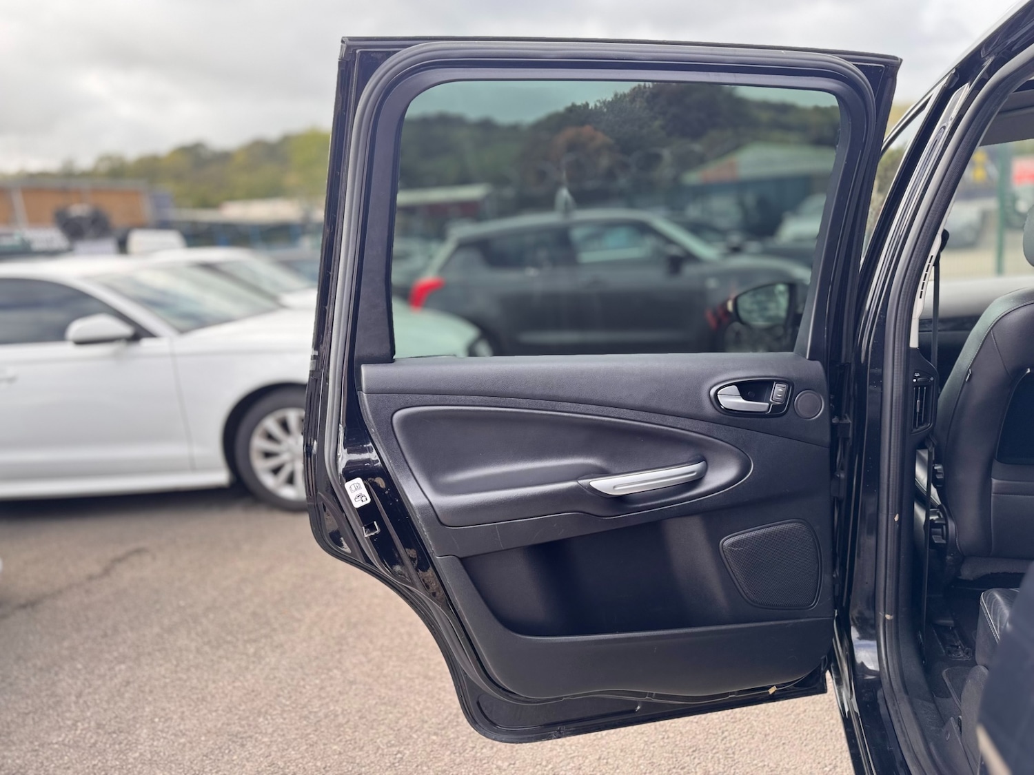 Used Ford Galaxy 2014 for sale - 76384289: Photo 41
