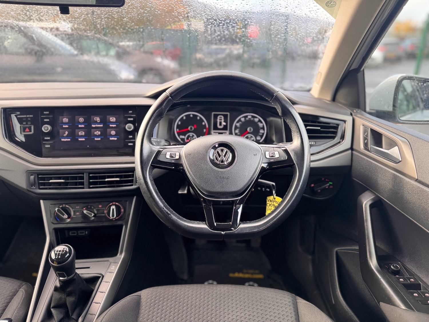 Used Volkswagen Polo 2019 for sale - 76738496: Photo 11