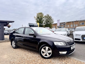 Used Skoda Octavia 2014 for sale - 76534157: Photo