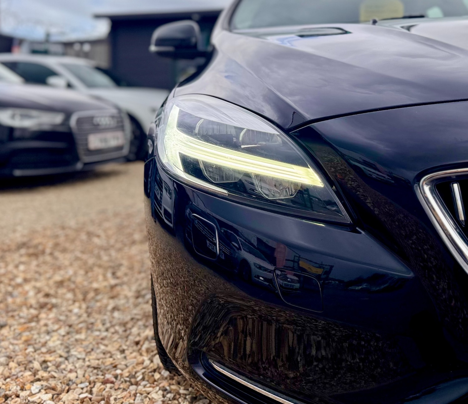 Used Volvo V40 2018 for sale - 76682317: Photo 48