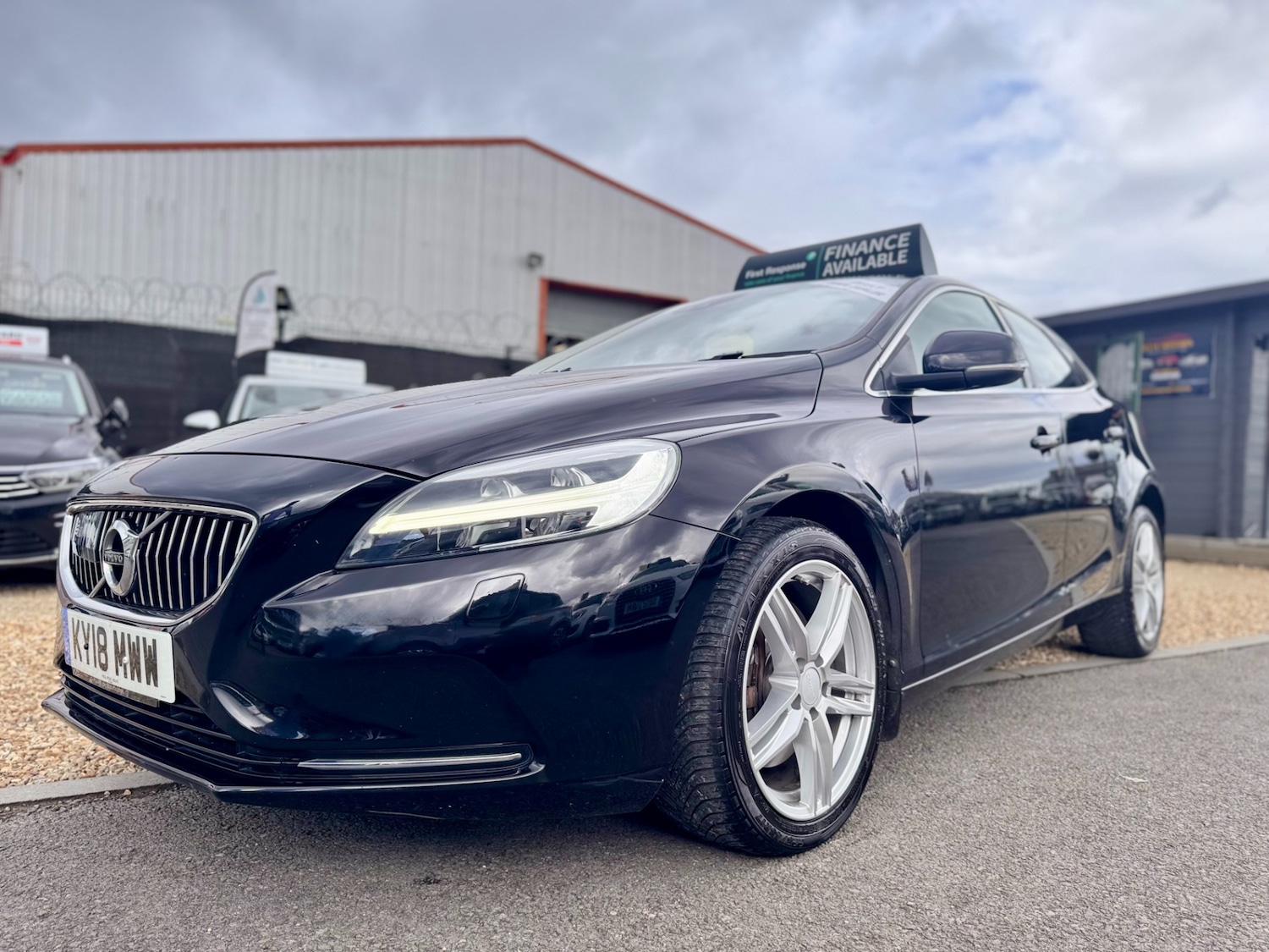 Used Volvo V40 2018 for sale - 76682317: Photo 51