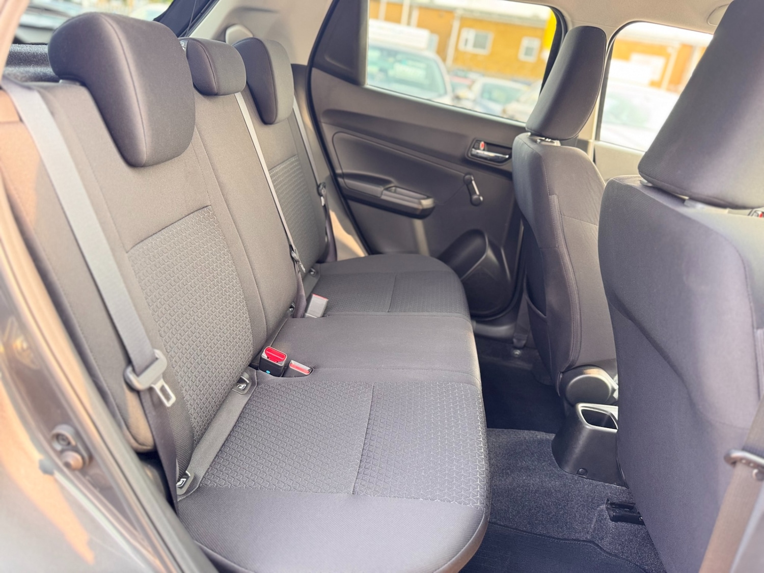 Used Suzuki Swift 2022 for sale - 76106281: Photo 37
