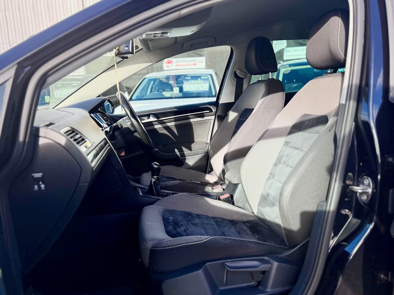 Used Volkswagen Golf 2015 for sale - 77063255: Photo 42