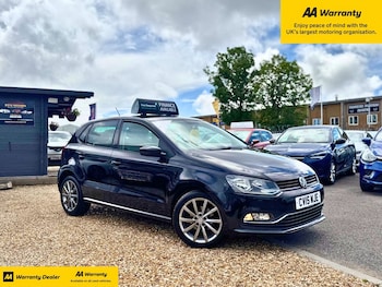 Used Volkswagen Polo 2015 for sale - 79126019: Photo