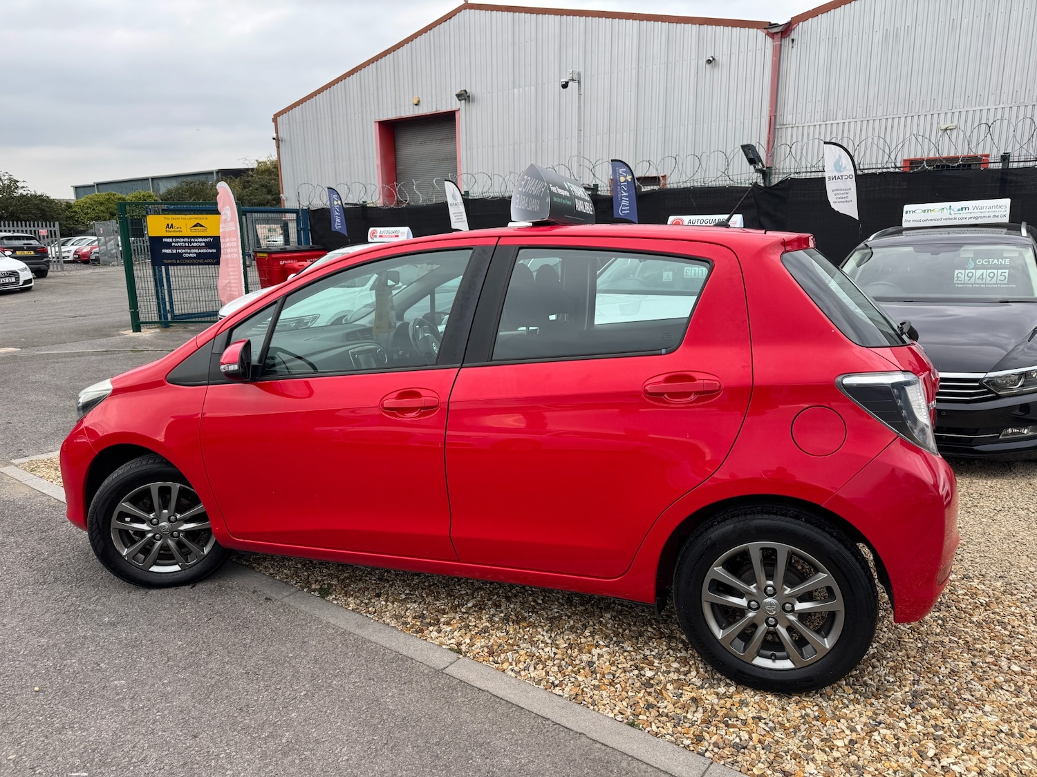 Used Toyota Yaris 2014 for sale - 76365255: Photo 6