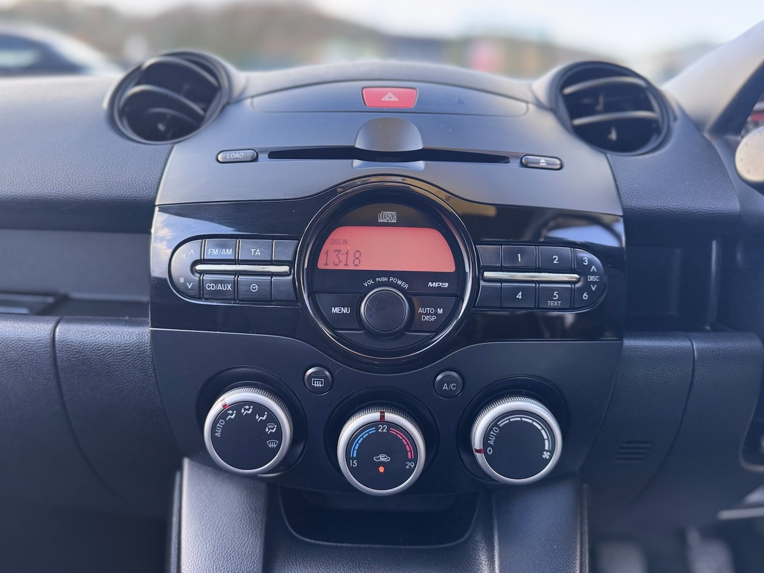 Used Mazda Mazda2 2011 for sale - 76922008: Photo 34