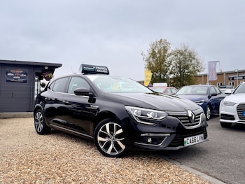 Used Renault Megane 2016 for sale - 76536229: Photo