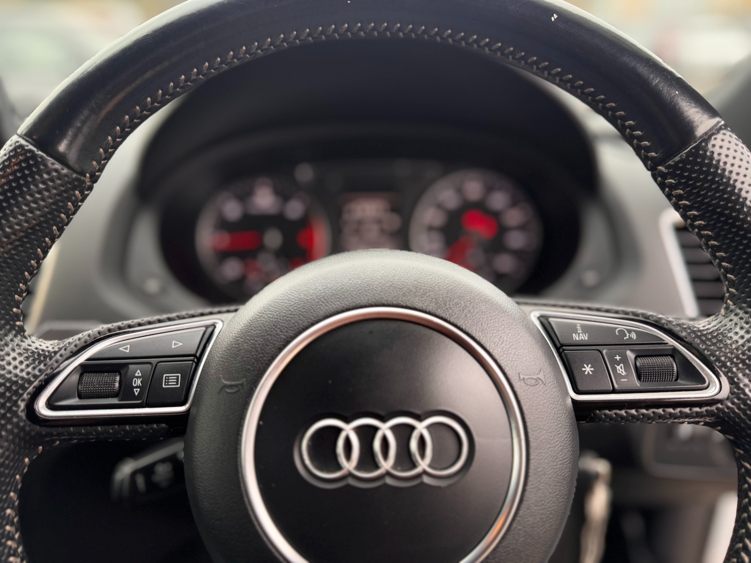 Used Audi Q3 2015 for sale - 76765361: Photo 33