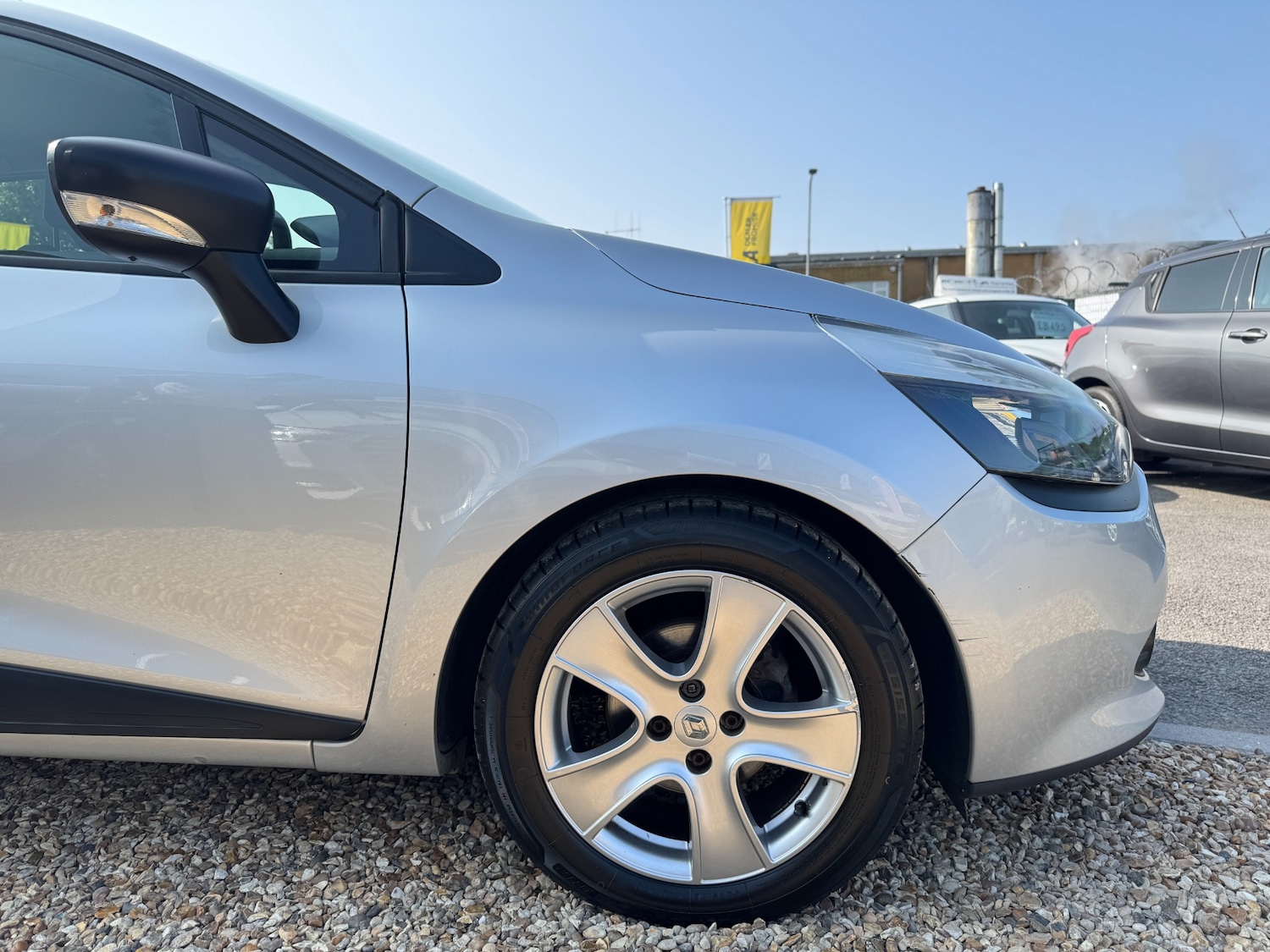 Used Renault Clio 2014 for sale - 76159285: Photo 19