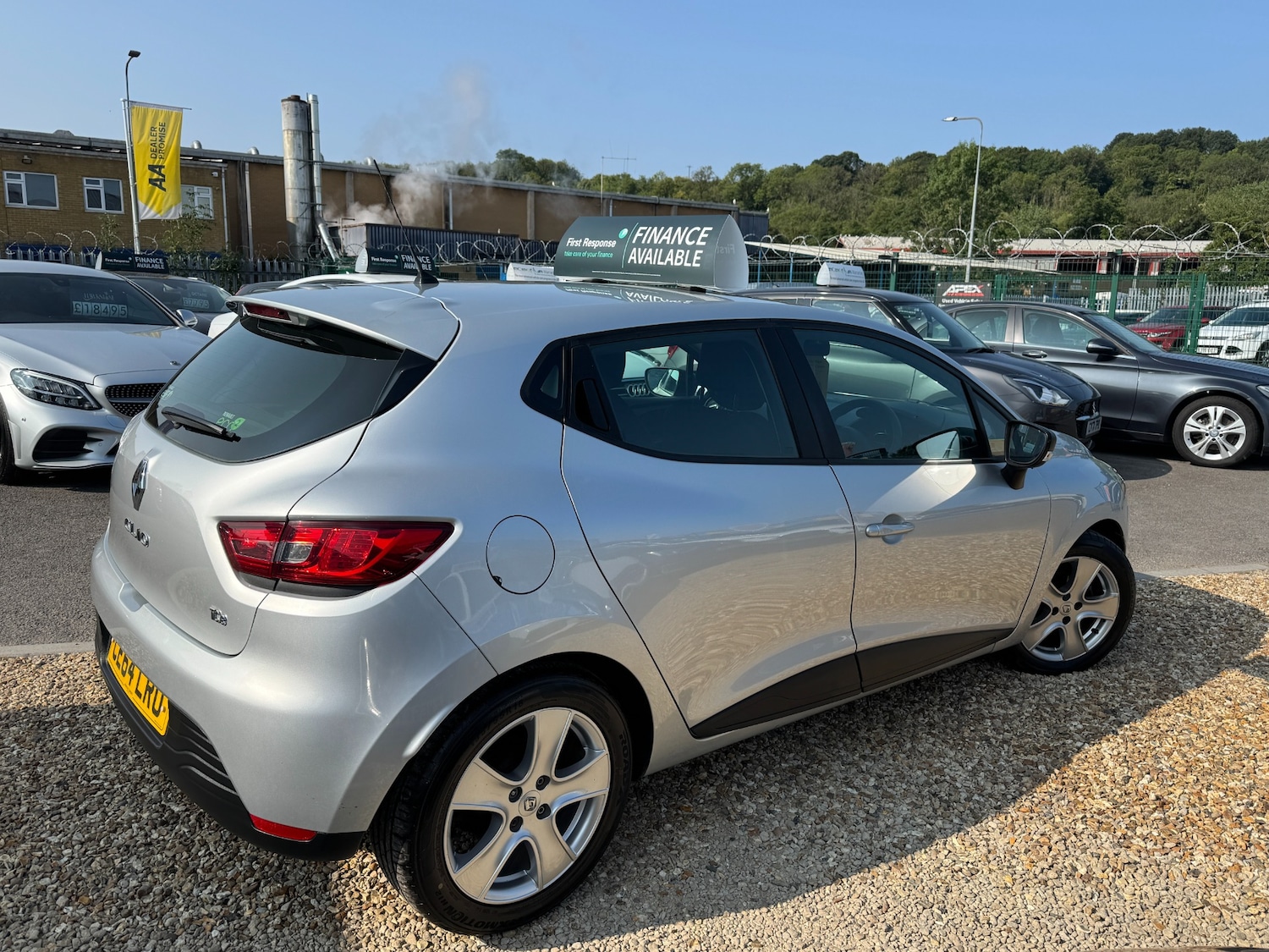 Used Renault Clio 2014 for sale - 76159285: Photo 5