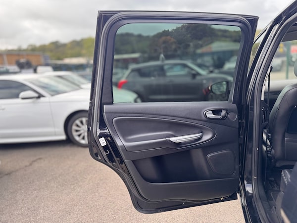 Used Ford Galaxy 2014 for sale - 76302579: Photo 41