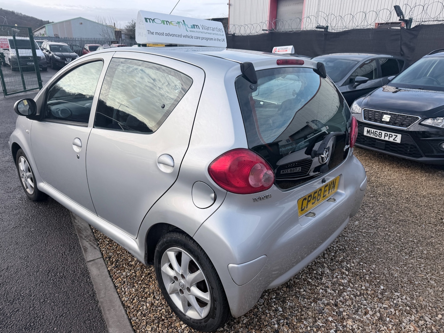 Used Toyota AYGO 2009 for sale - 77404618: Photo 15