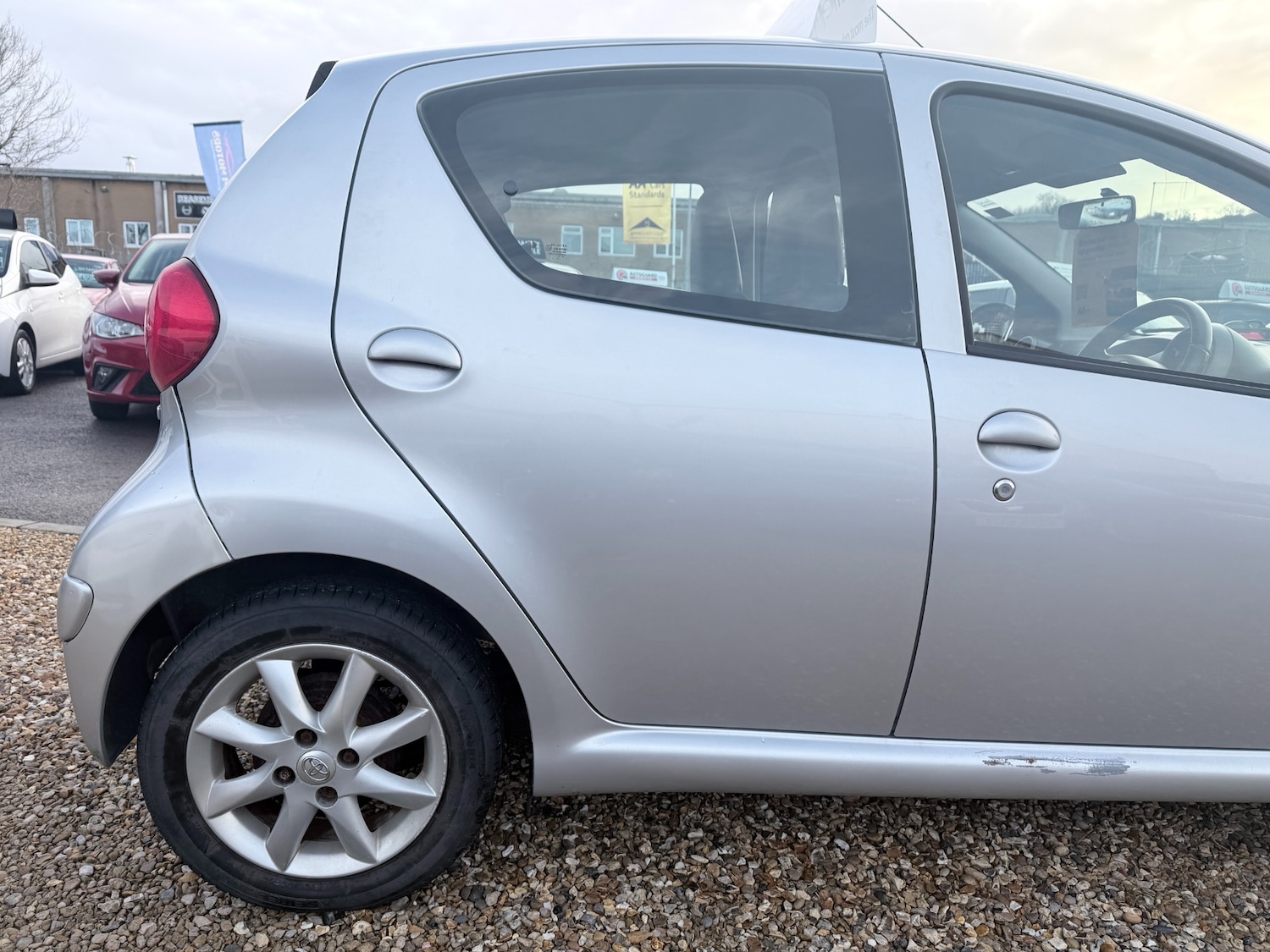Used Toyota AYGO 2009 for sale - 77404618: Photo 20