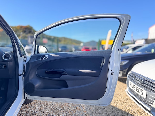 Used Vauxhall Corsa 2014 for sale - 76234513: Photo 24