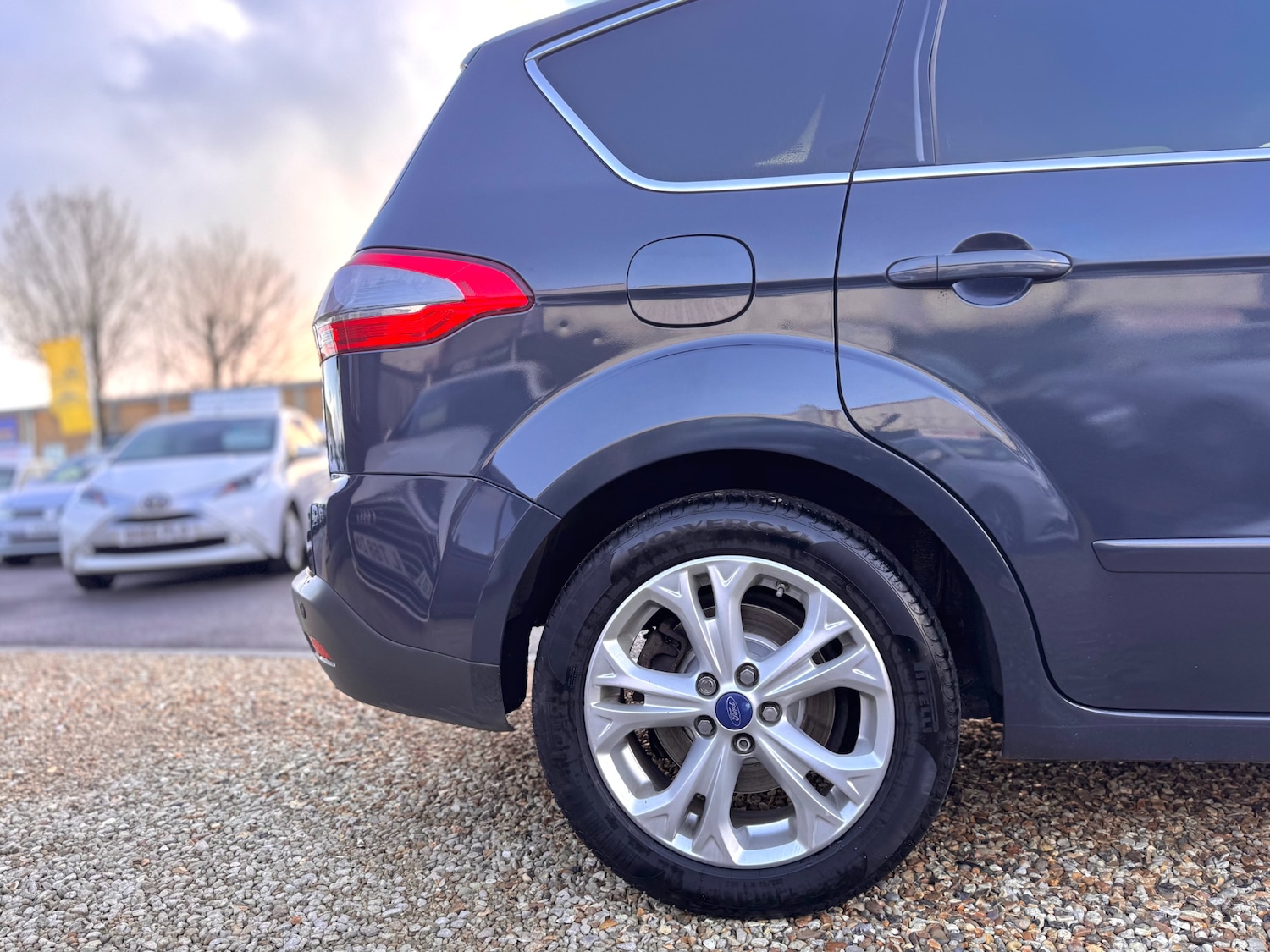 Used Ford S-Max 2015 for sale - 76932254: Photo 22