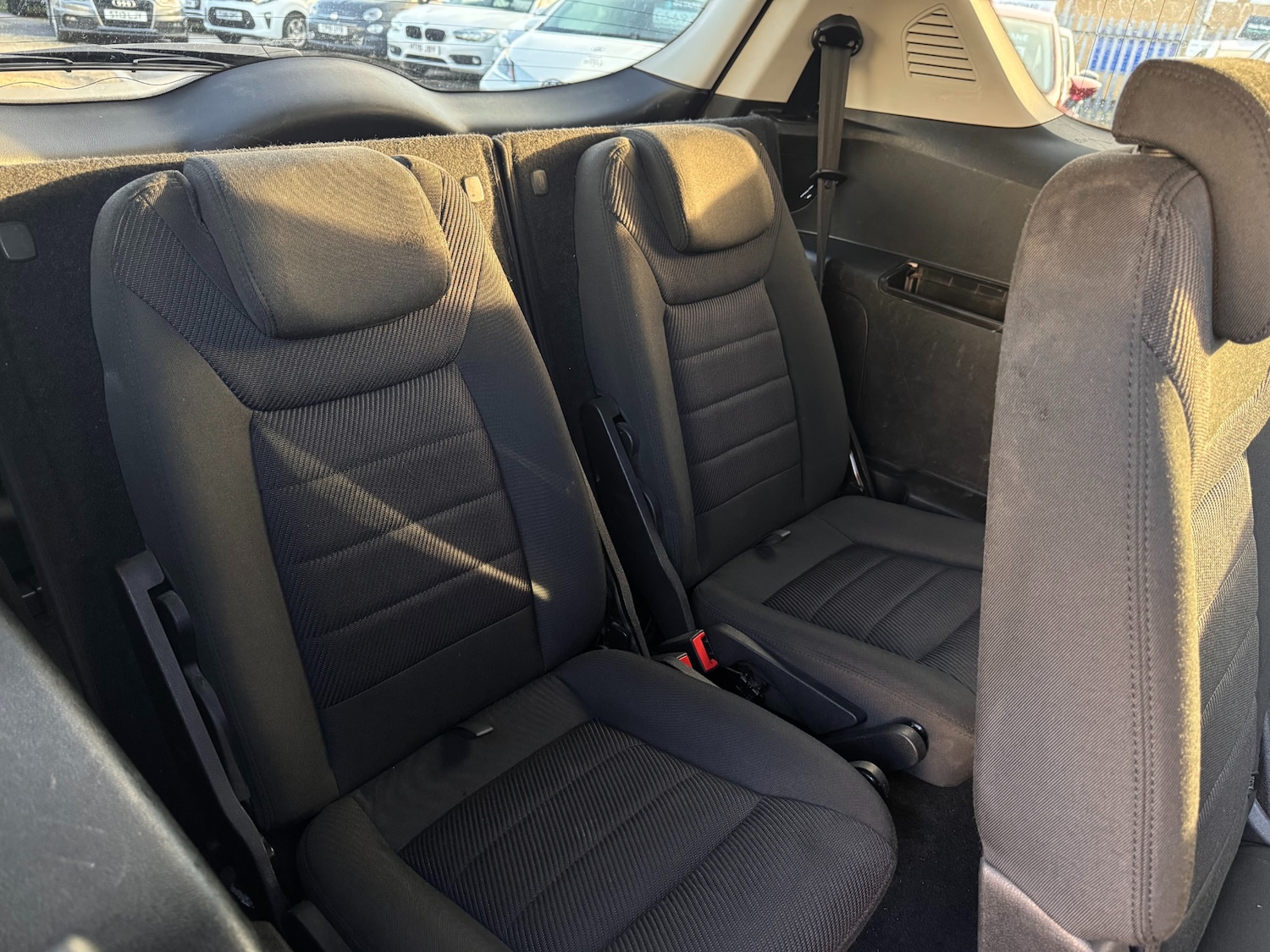 Used Ford S-Max 2015 for sale - 76932254: Photo 39