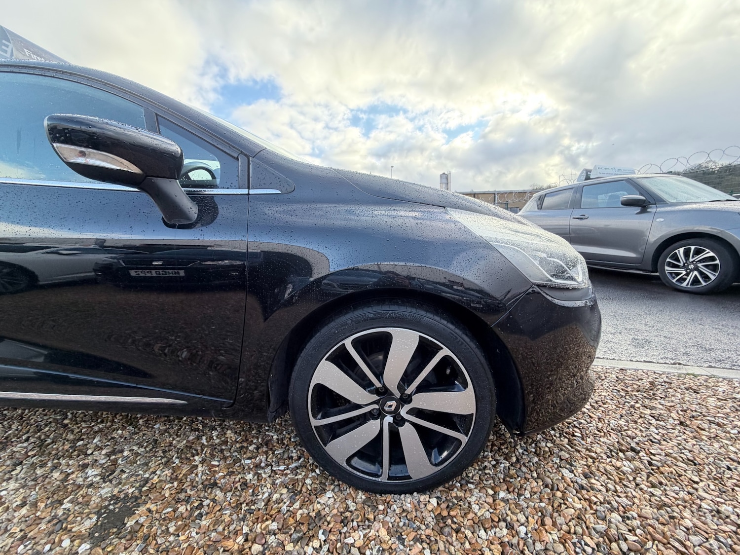 Used Renault Clio 2015 for sale - 77689372: Photo 19