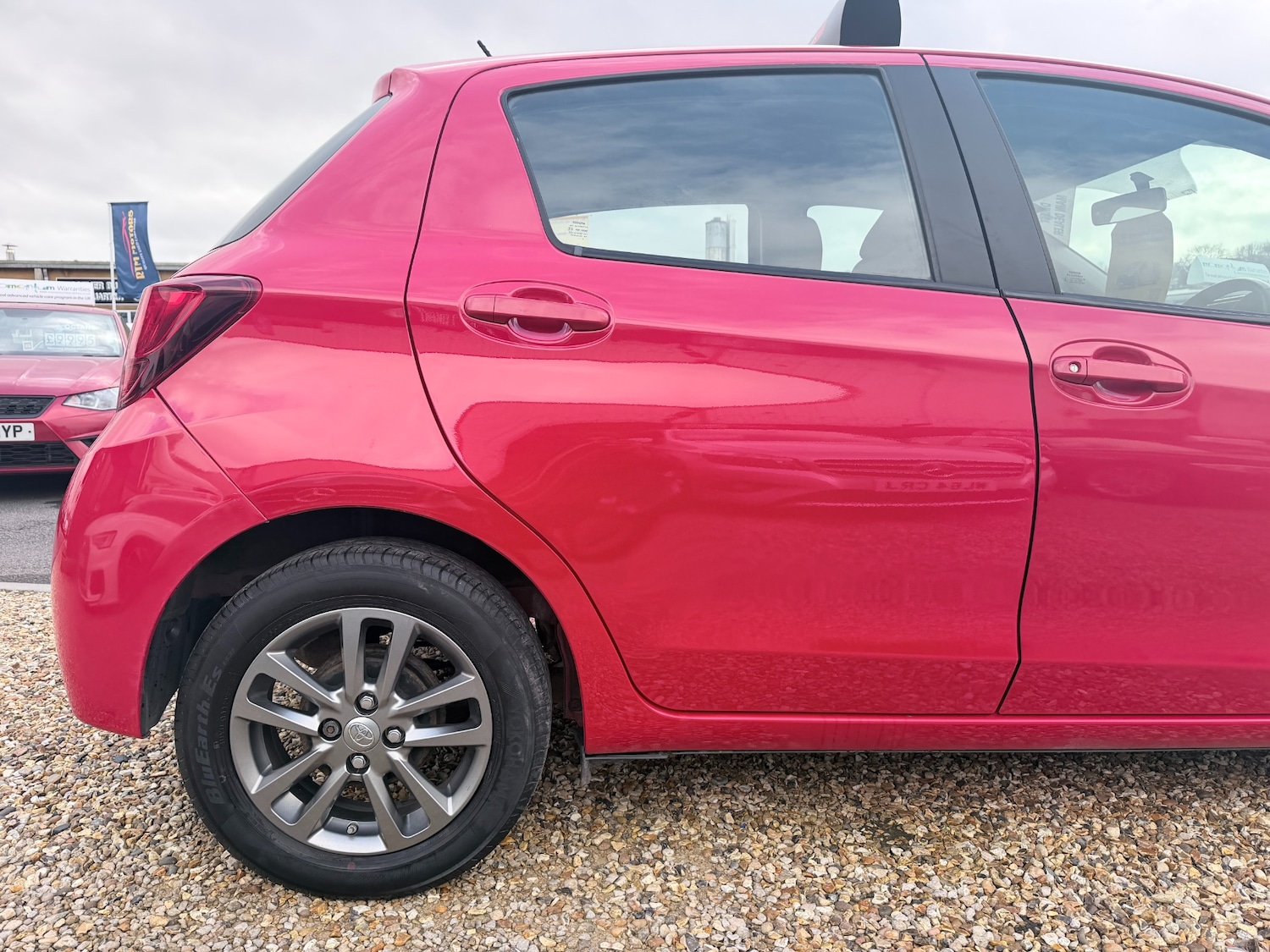 Used Toyota Yaris 2015 for sale - 77675415: Photo 20