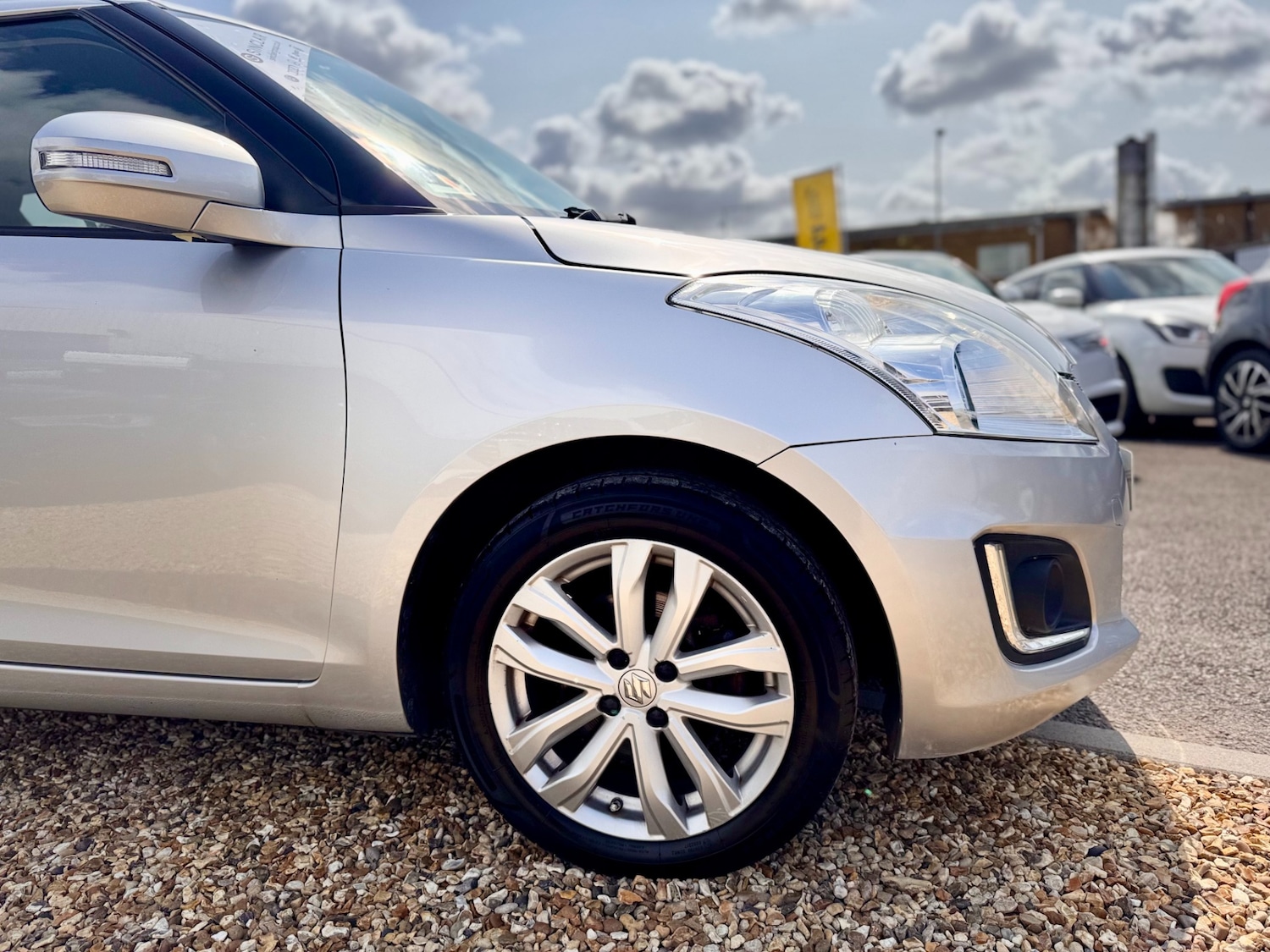 Used Suzuki Swift 2015 for sale - 76157650: Photo 21