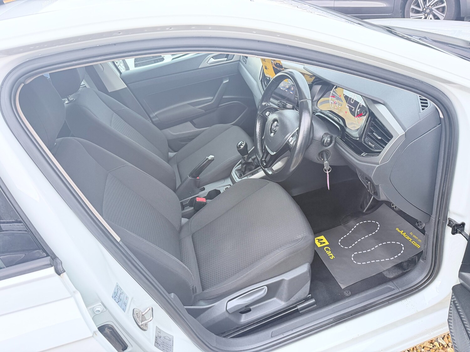 Used Volkswagen Polo 2018 for sale - 77579614: Photo 8