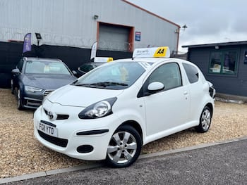 Used Toyota AYGO 2011 for sale - 79842210: Photo