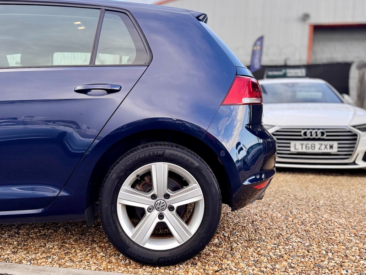 Used Volkswagen Golf 2015 for sale - 76933305: Photo 23