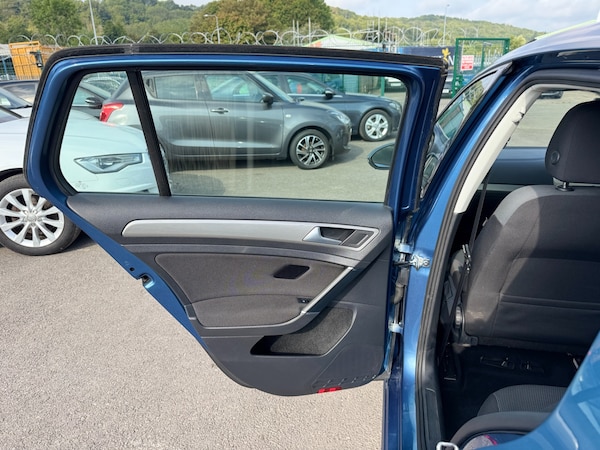 Used Volkswagen Golf 2015 for sale - 76236313: Photo 38