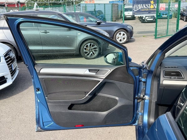 Used Volkswagen Golf 2015 for sale - 76236313: Photo 40