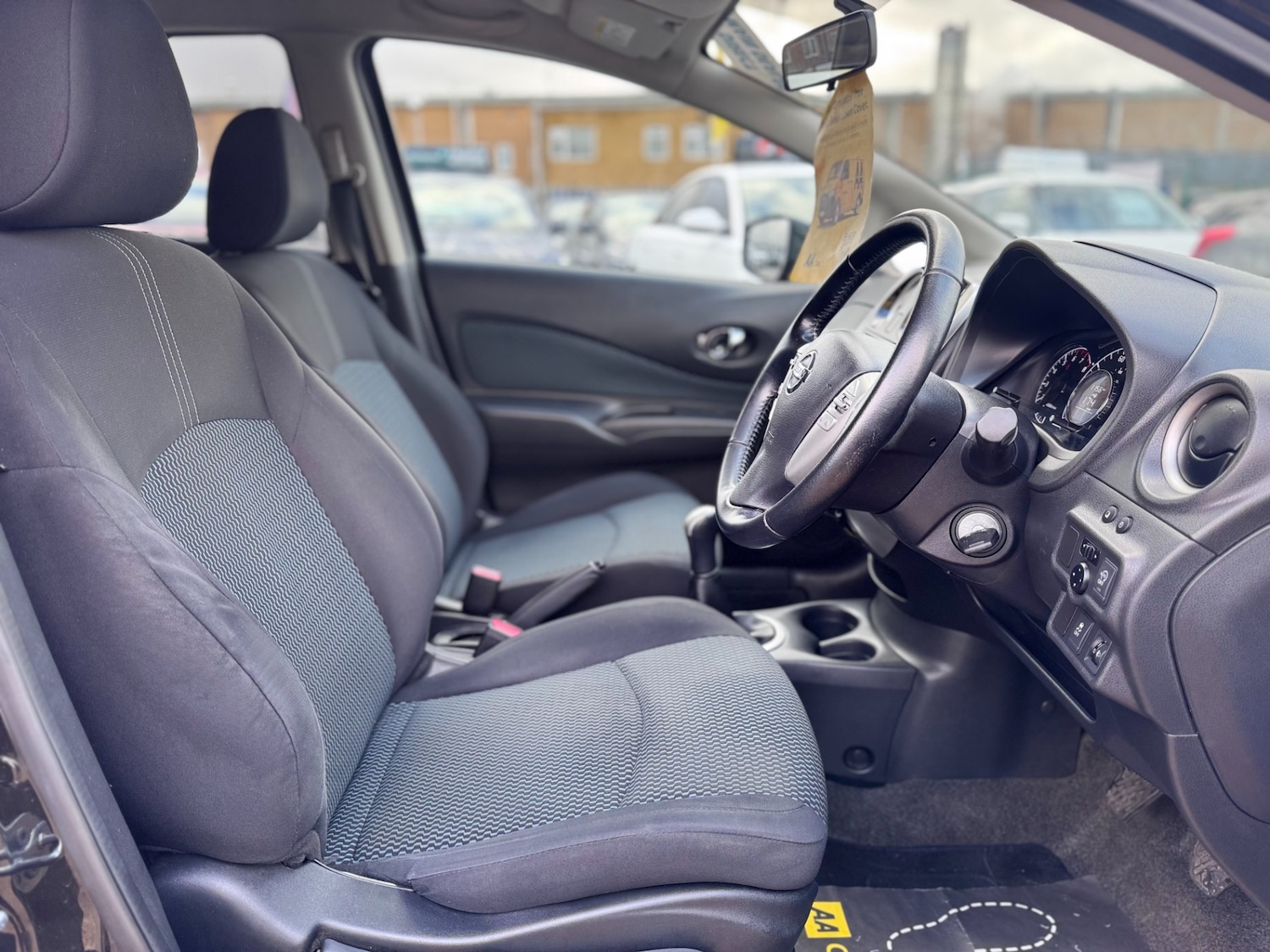 Used Nissan Note 2015 for sale - 77221373: Photo 9