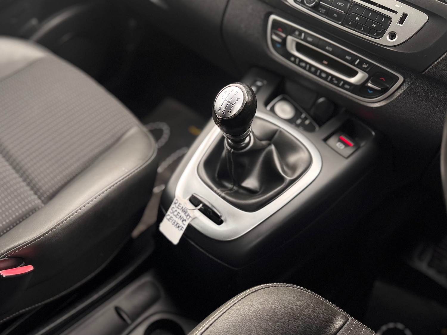 Used Renault Grand Scenic 2013 for sale - 76649783: Photo 34