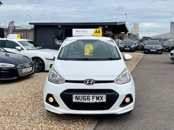 Used Hyundai i10 2016 for sale - 79853902: Photo