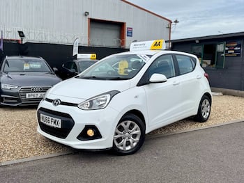 Used Hyundai i10 2016 for sale - 79853902: Photo