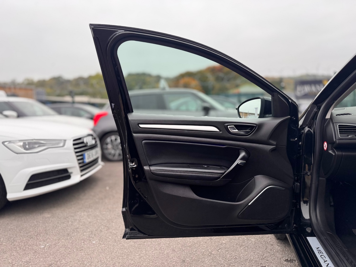 Used Renault Megane 2016 for sale - 76451782: Photo 43