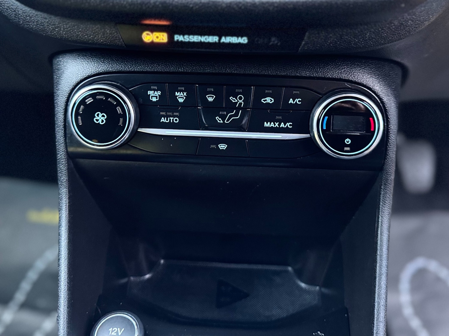 Used Ford Fiesta 2018 for sale - 78226215: Photo 34